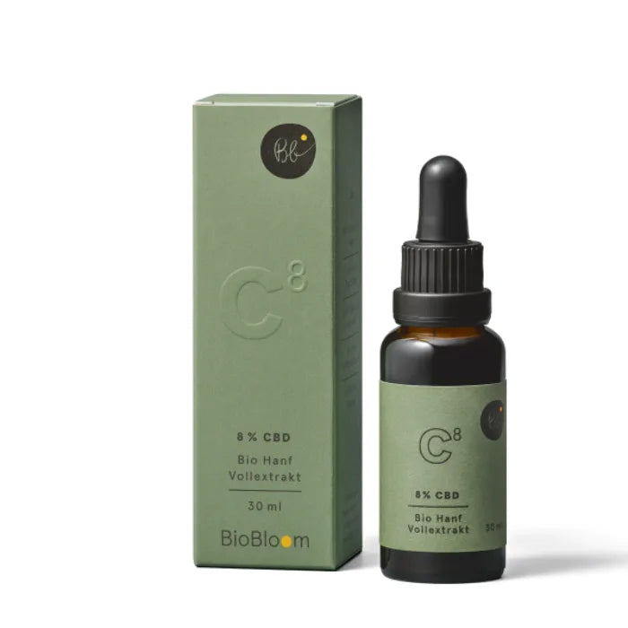 BioBloom Bio CBD Öl 8% Hanf-Vollextrakt, 30-ml-Glasflasche mit Pipette und grüner Faltschachtel